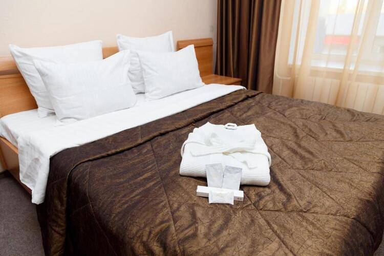 Отель Алиот (Alioth Hotel)
