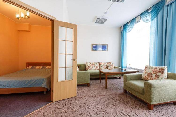 Отель Алиот (Alioth Hotel)
