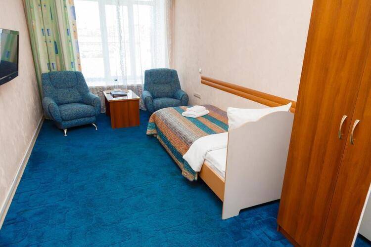 Отель Алиот (Alioth Hotel)