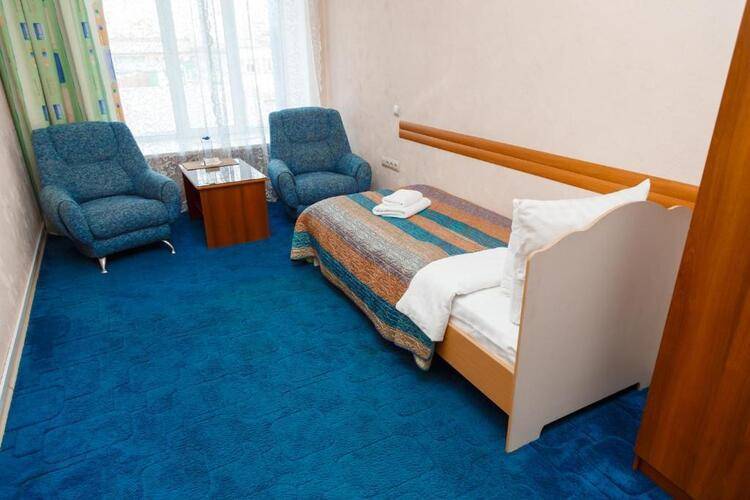 Отель Алиот (Alioth Hotel)