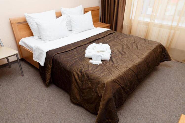 Отель Алиот (Alioth Hotel)