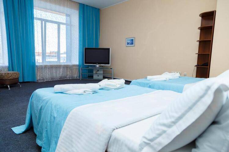 Отель Алиот (Alioth Hotel)