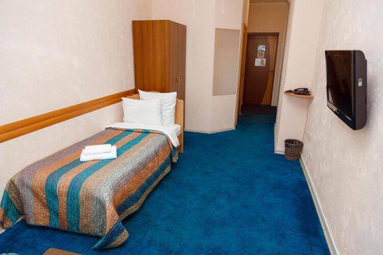 Отель Алиот (Alioth Hotel)