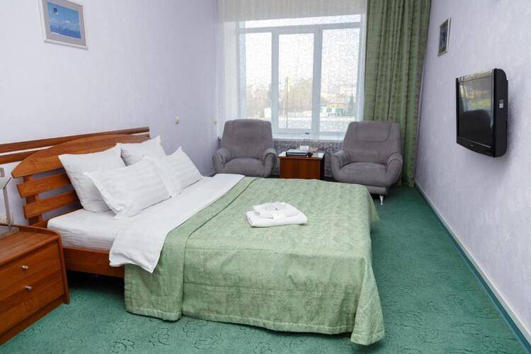 Отель Алиот (Alioth Hotel)