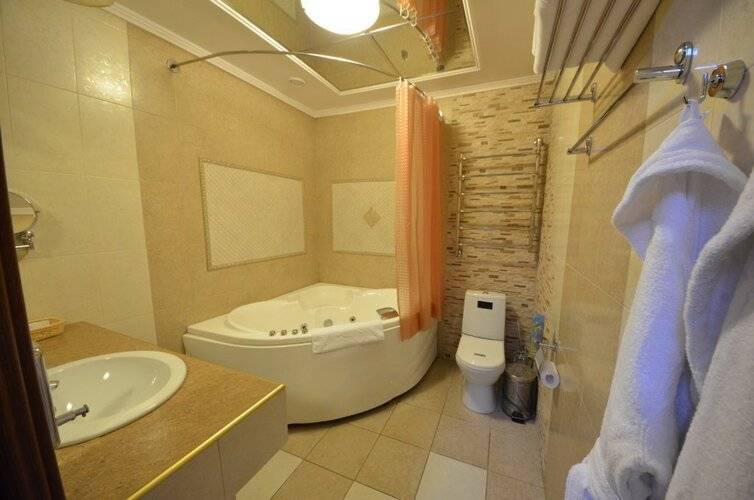 Отель Семь Пятниц