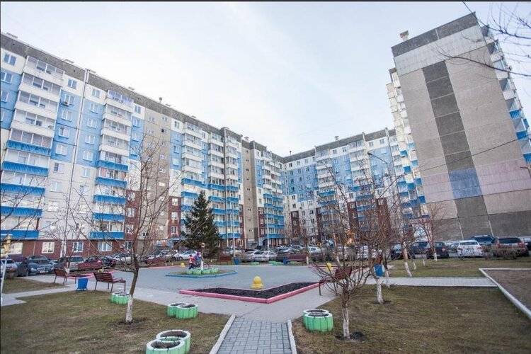 Апартаменты на Батурина 20 (5 этаж)