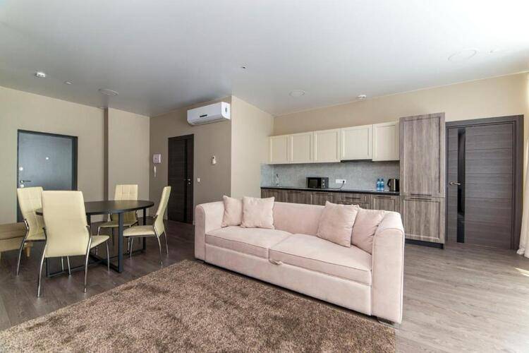 Апарт-отель RADIUS Central House