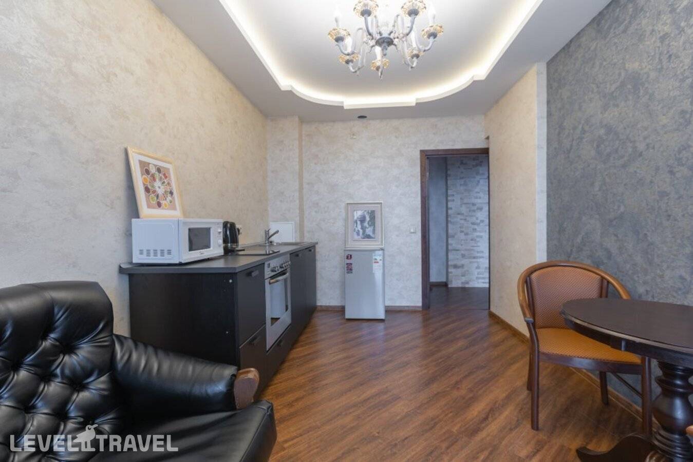 Отель Апартаменты DreamHouse на Белинского — Екатеринбург, Россия