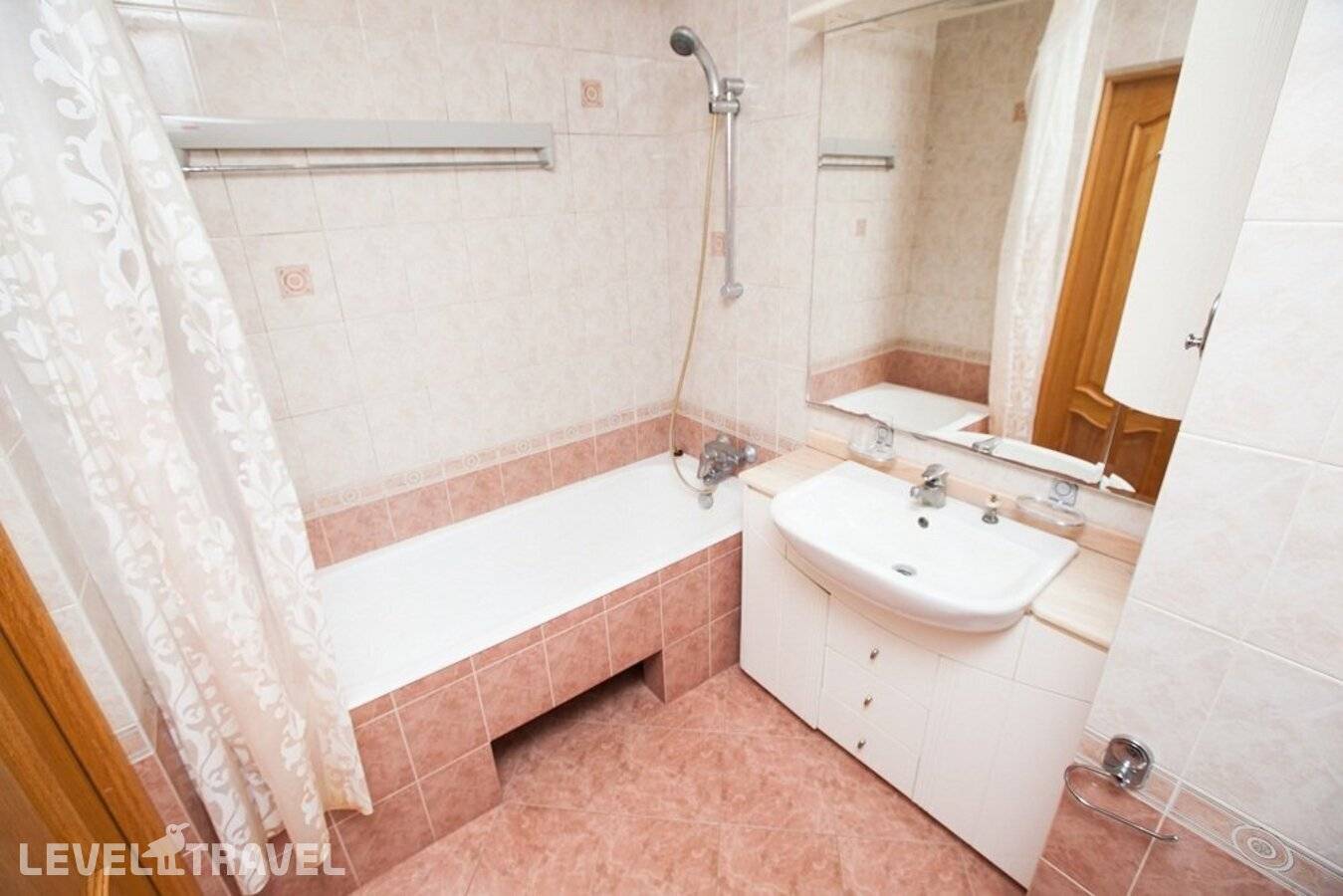 Изображение отеля 8