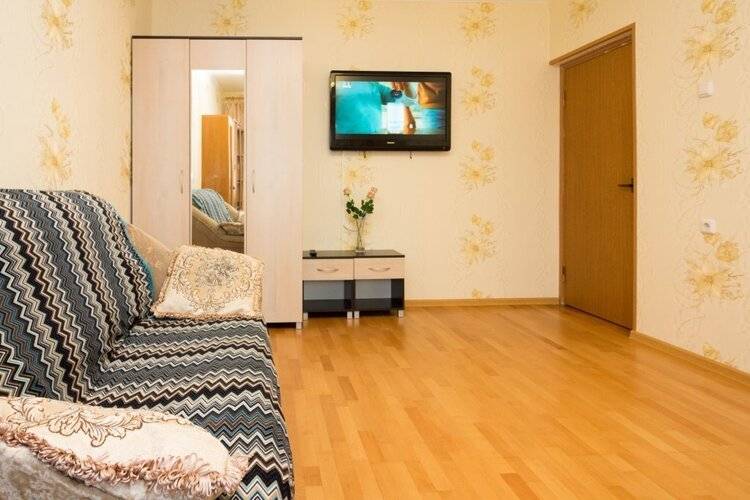 2-к Апартаменты на Ярцевской 14