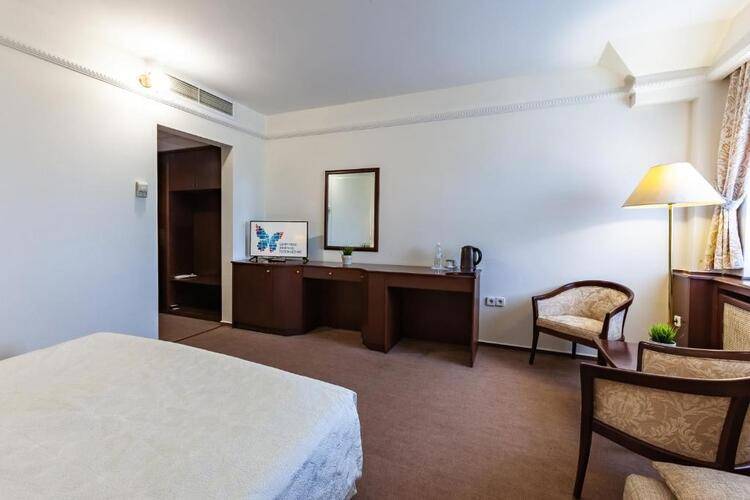 Отель Президент (President Hotel)