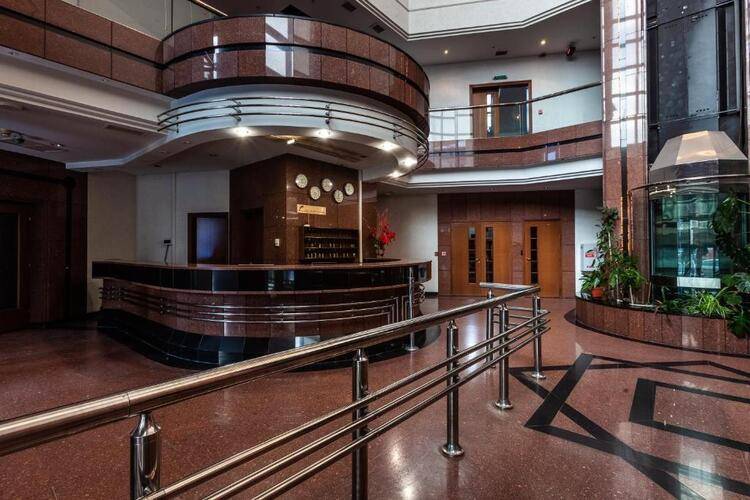 Отель Президент (President Hotel)