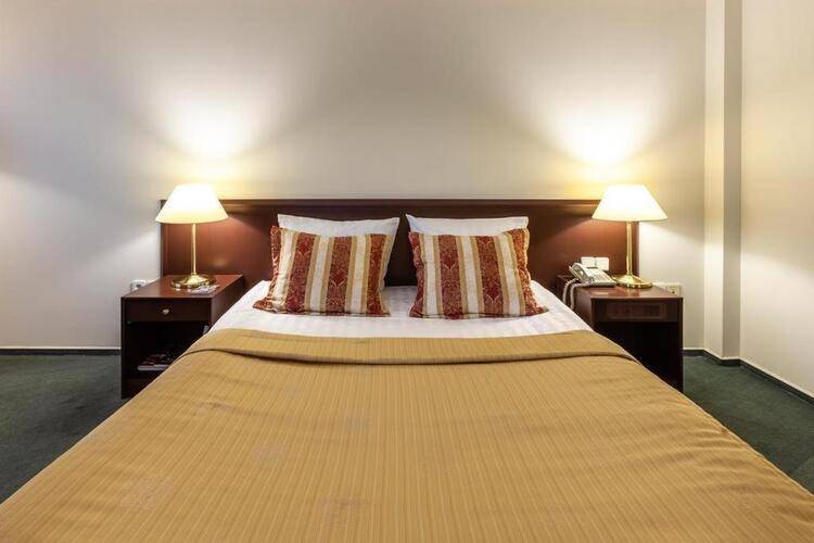 Отель Президент (President Hotel)