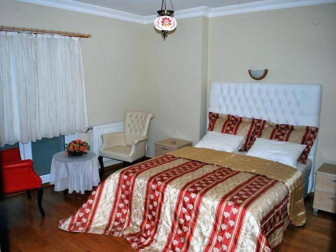 Assortie La Villa Hotel