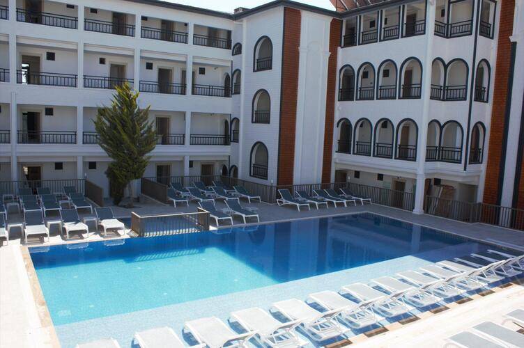 Akalia Resort Hotel