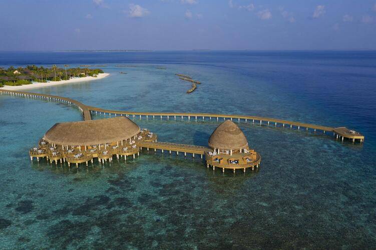 Emerald Faarufushi Resort & Spa