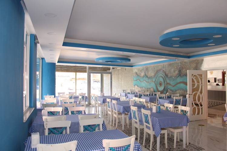 Grand Niki Hotel & Spa