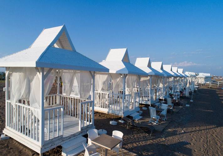 Grand Niki Hotel & Spa