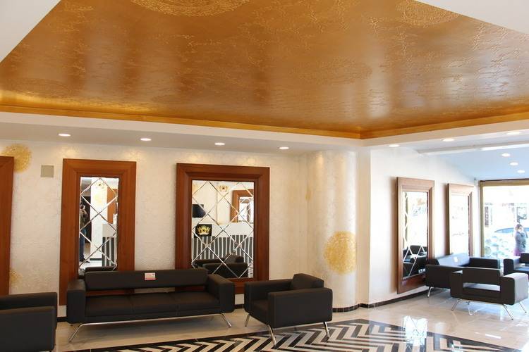 Grand Niki Hotel & Spa