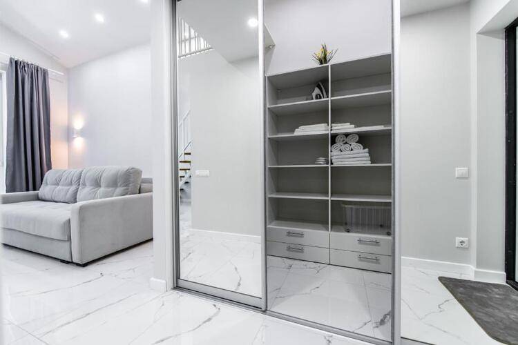 Oplot Apartments Rosemarine