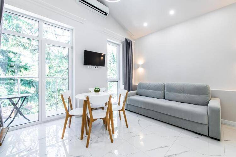 Oplot Apartments Rosemarine
