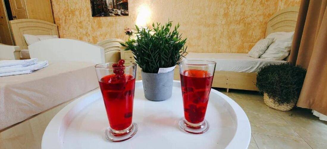 Отель Золотой берег