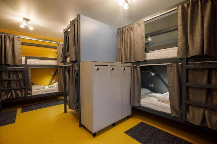Hostel Bed Idea