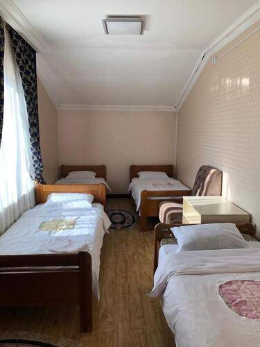Отель Люкс (Lux Hotel)