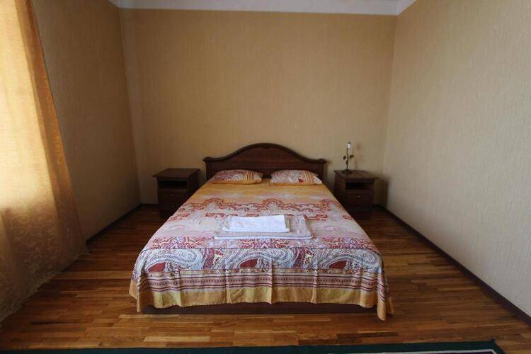 Отель Люкс (Lux Hotel)