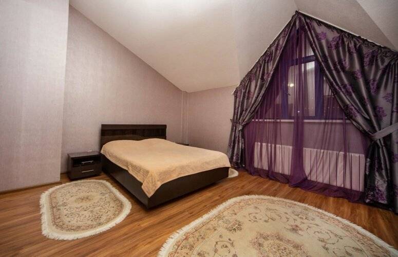 Отель Золотая Империя