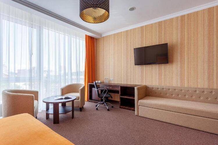 Отель Мартон PALACE