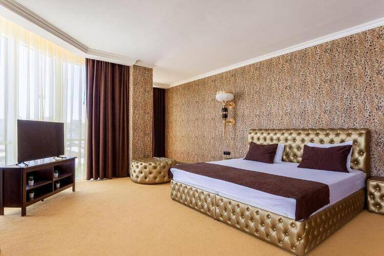 Отель Мартон PALACE