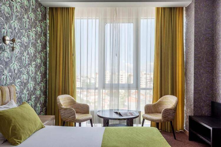 Отель Мартон PALACE