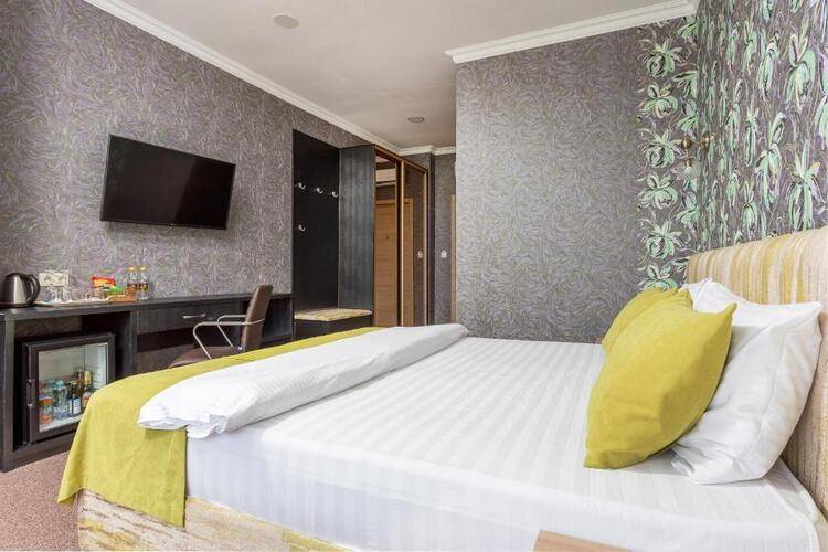 Отель Мартон PALACE