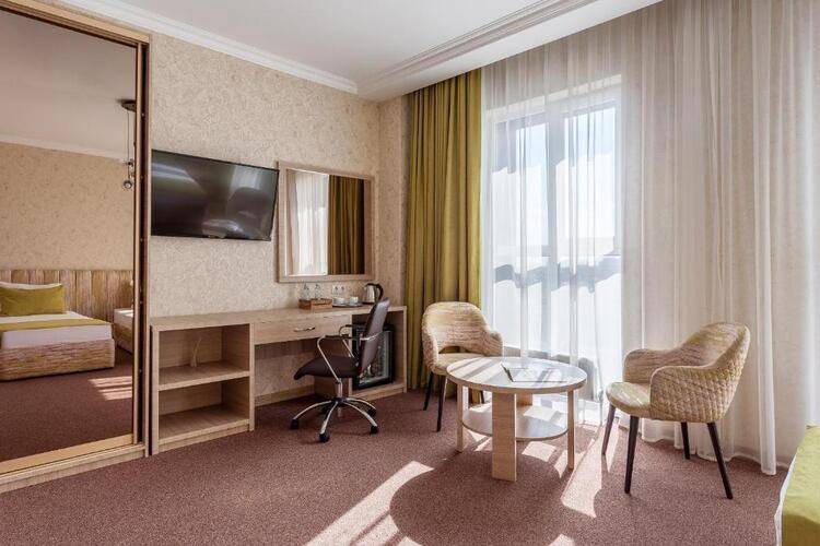 Отель Мартон PALACE