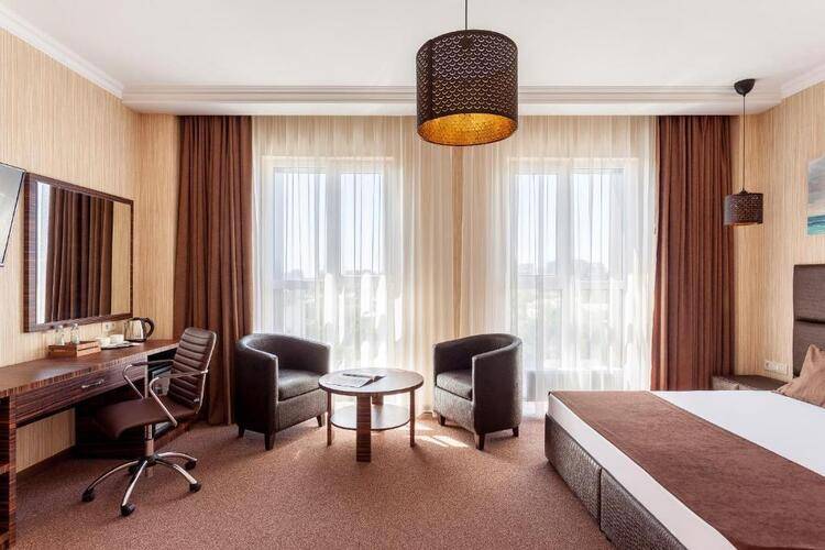 Отель Мартон PALACE