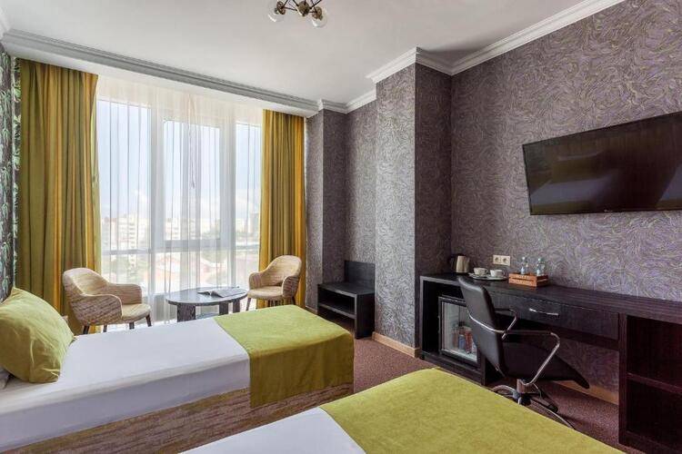 Отель Мартон PALACE