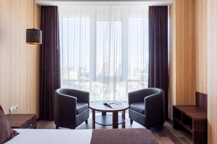 Отель Мартон PALACE