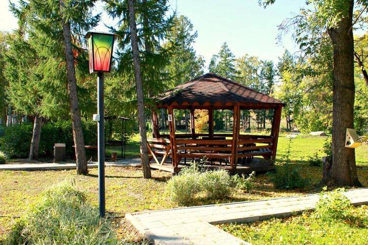 Отель Cronwell Park Ника