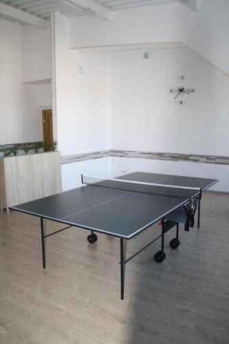 Отель Cronwell Park Ника