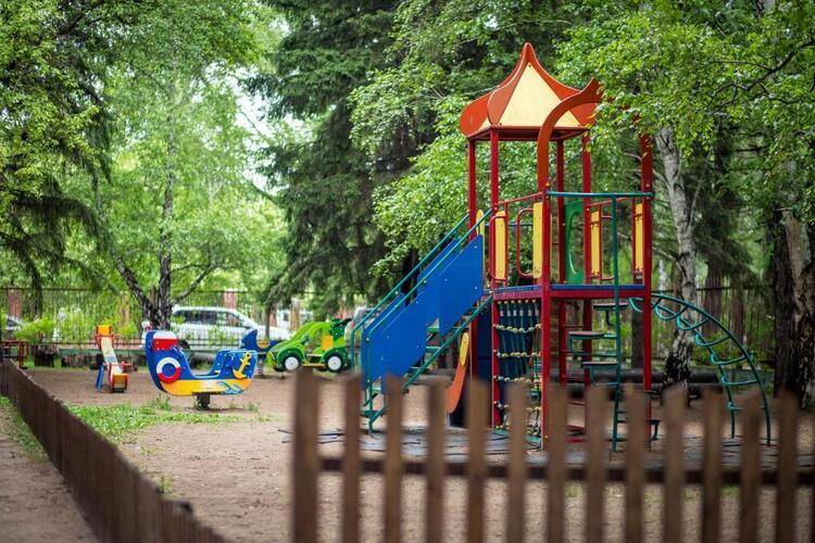 Отель Cronwell Park Ника