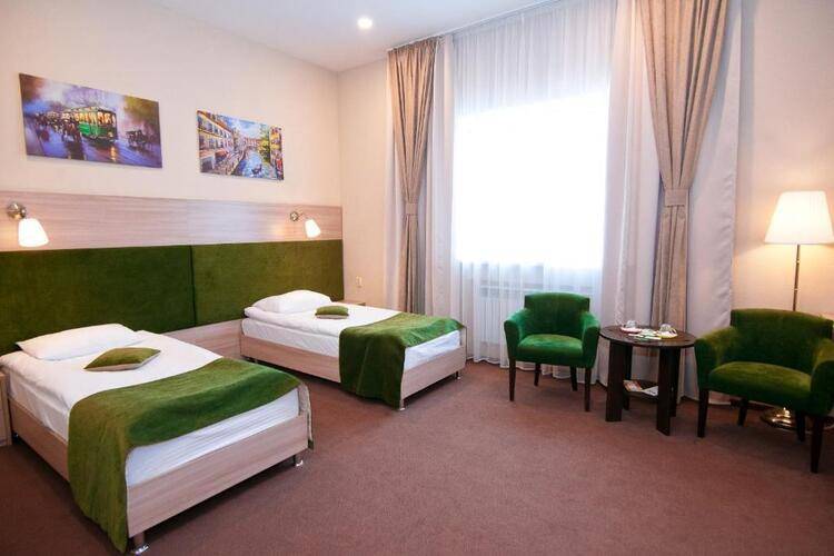 Life hotel