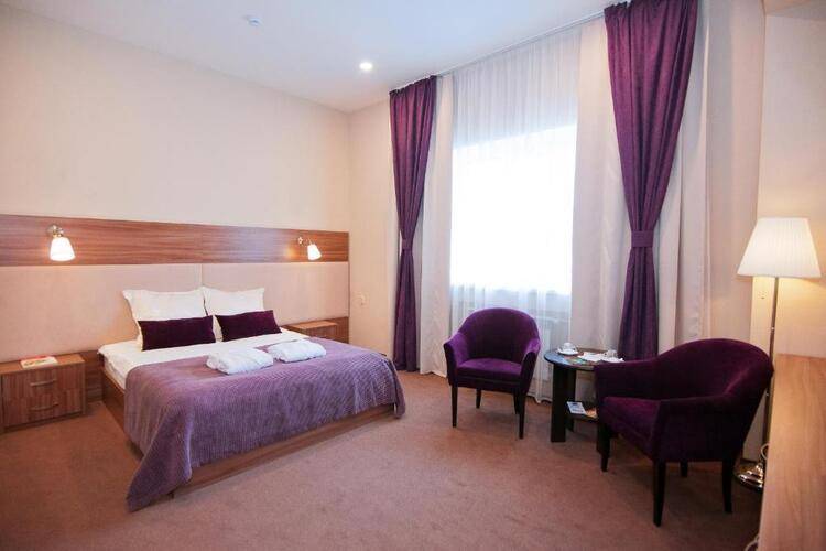 Life hotel