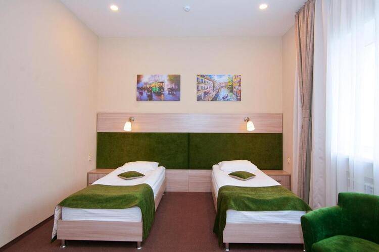 Life hotel