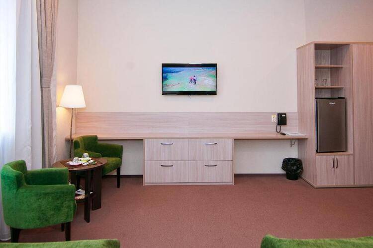 Life hotel