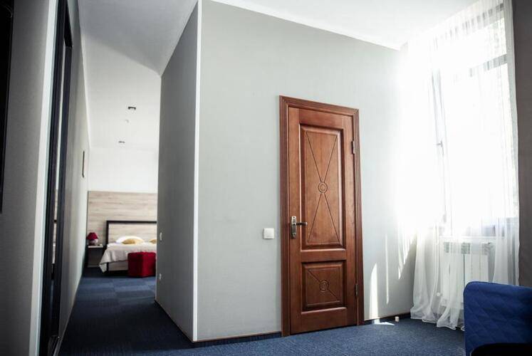 Отель Бумеранг (Boomerang Hotel)