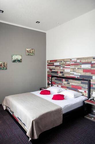 Отель Бумеранг (Boomerang Hotel)