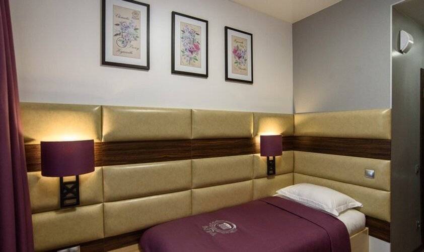 Aura City Hotel