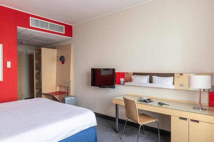 Космос Ярославль (Ex.Park Inn by Radisson Yaroslavl)