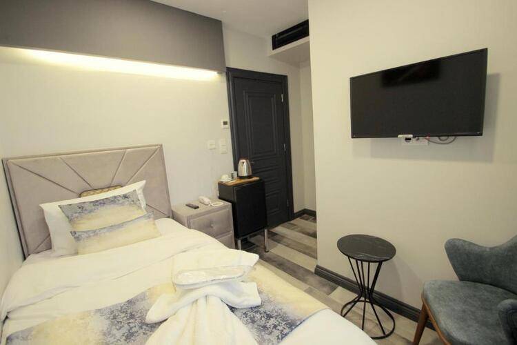 Guler Palas Hotel